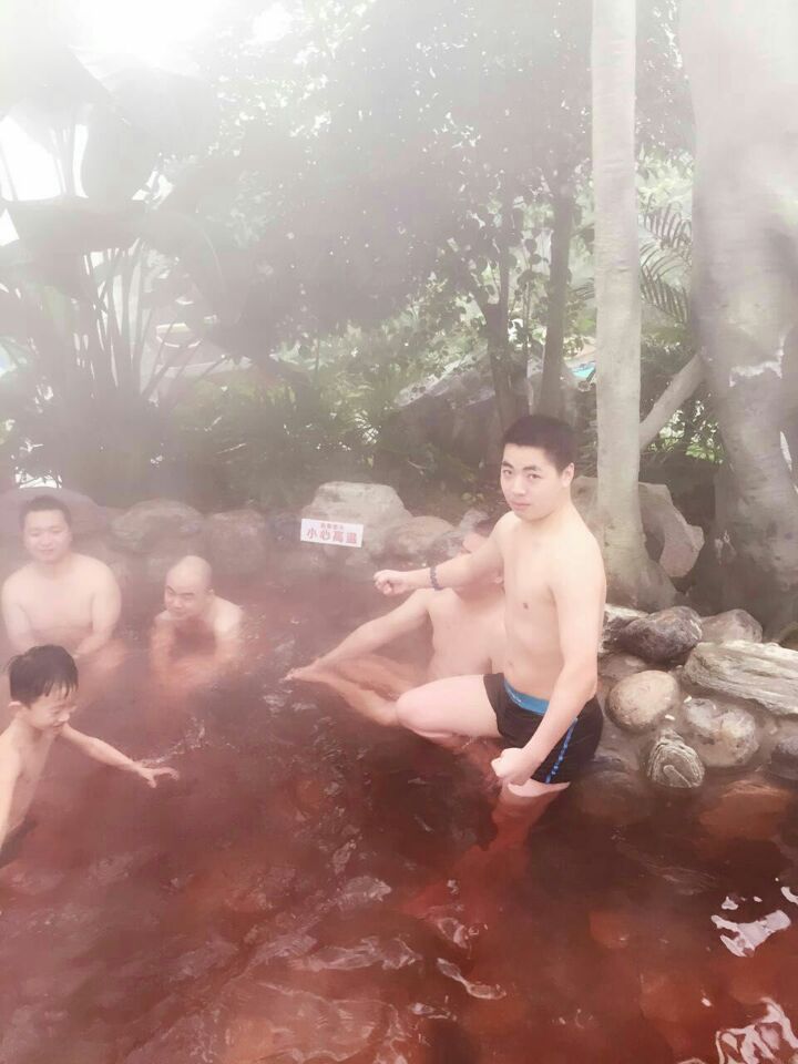 103.jpg