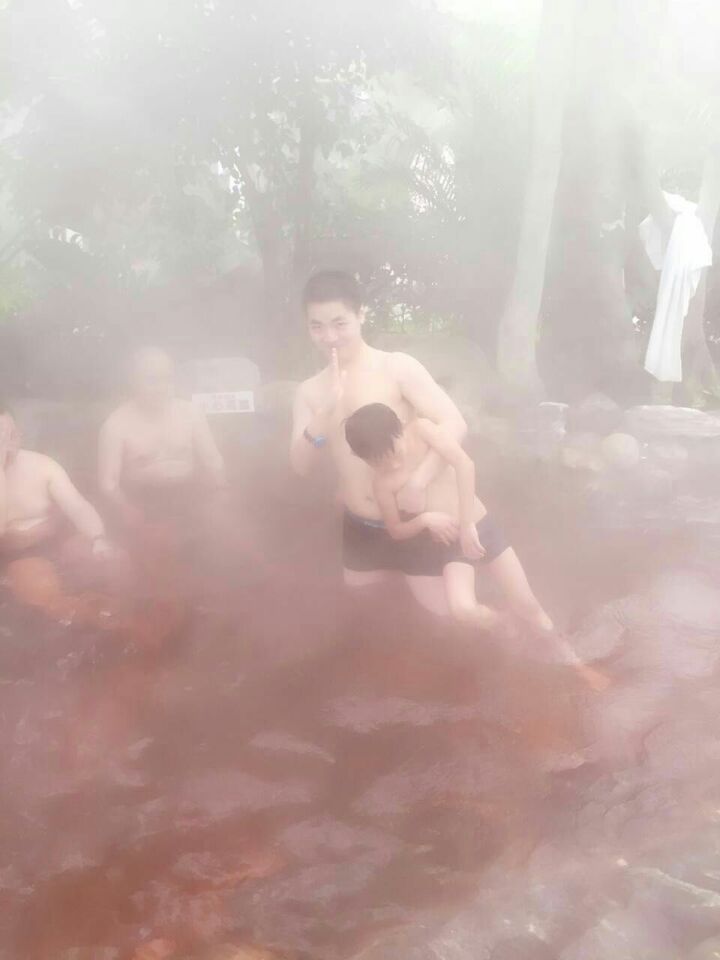 104F.jpg